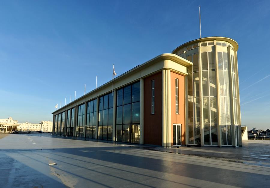 Reunion a la cote? Ostende, c'est the place to be 