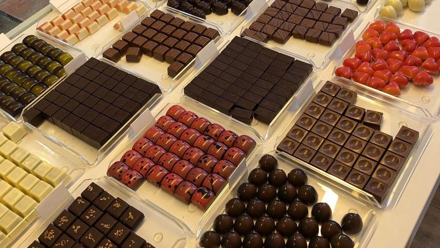 De la passion à la praline, avec une grande attention pour la qualité et les produits locaux