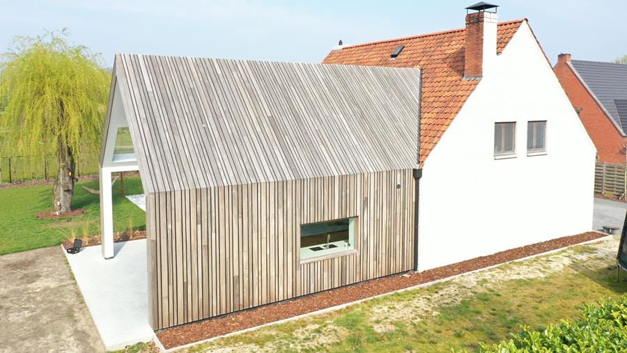 Le négoce de bois Paulussen a un nouveau revêtement de façade