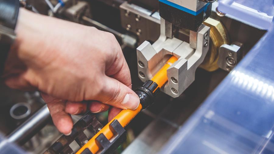 Prévenir les interférences électromagnétiques à l'aide de produits CEM