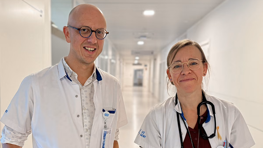UZ Gent behandelt eerste Belgische MS-patiënt met innovatieve CAR-T-celtherapie